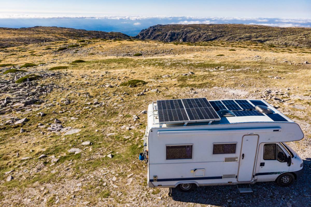 panneaux solaires pour camping-car